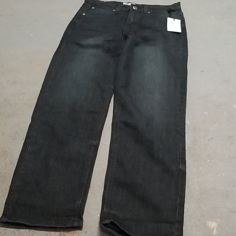 Brand New paperdenim stretches jean